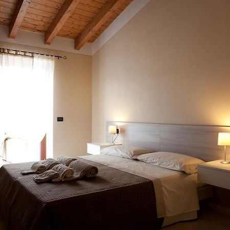 Al Borgo Alloggi Desenzano del Garda Kültér fotó